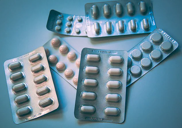 Exclusive Insights from Pharmacist Reveal Hidden Dangers of Alcohol and Medications, Urging Public to Prioritize Health
