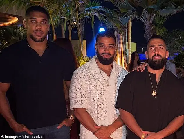 Late-Breaking: Anthony Joshua's Near-Death Car Crash in Nigeria Leaves Boxing World in Shock as He Begins Recovery