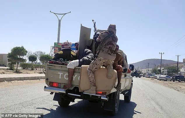 Stranded Tourists on Socotra: Limited Access to Information Amid Escalating Violence