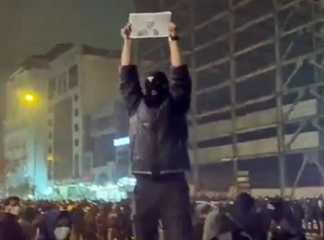 Iran Protests Surge Despite Internet Blackout and Crackdown: Over 570 Demonstrations Across 31 Provinces, Urgent Appeals for International Support