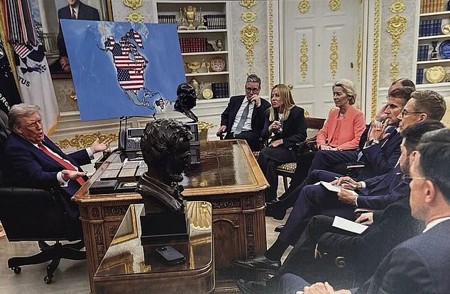 Trump Accuses Starmer of 'Giving Away' Diego Garcia to Mauritius, Claims China and Russia Are Noticing Britain's Weakness in Chagos Islands, Justifies Demand for Greenland