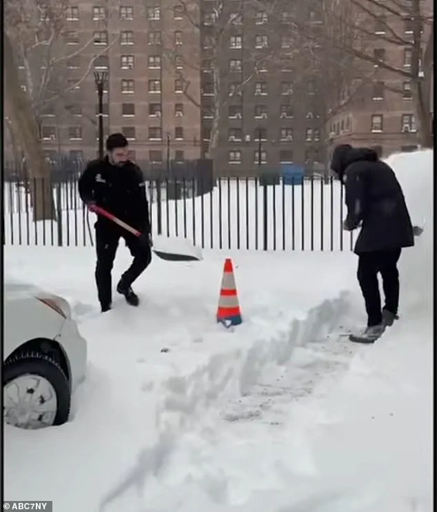 Winter Storm Fern Buries New York in Record-Breaking Snowfall, Worst Blizzard in a Decade