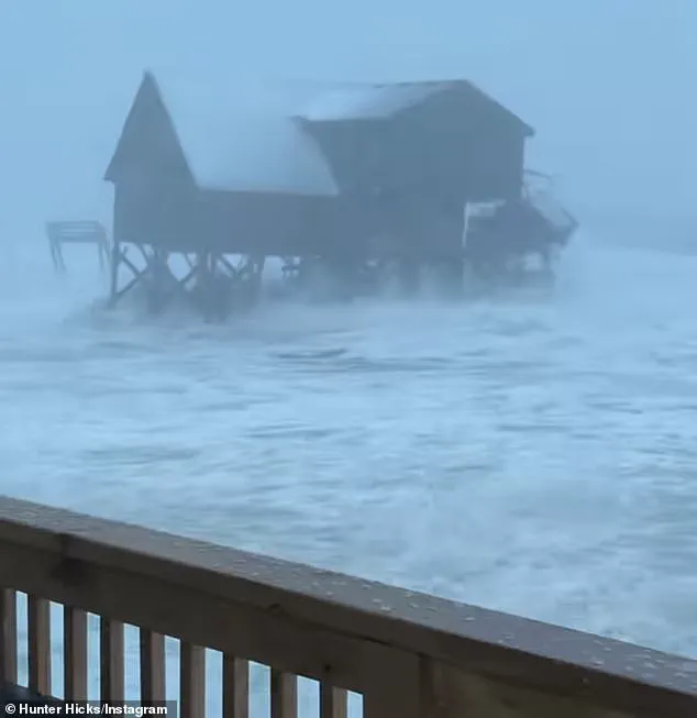 Four Homes Collapse into Atlantic as Storm Intensifies Coastal Erosion Battle on North Carolina's Outer Banks