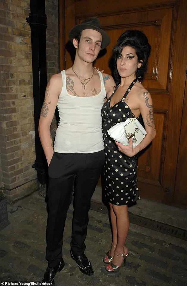 Tragic Death of Sarah Aspin: Unexplained Circumstances and Links to Amy Winehouse