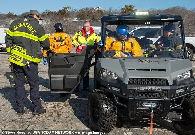 Tragedy on Bee's River: Woman Dies After Ice Fall, Husband Missing