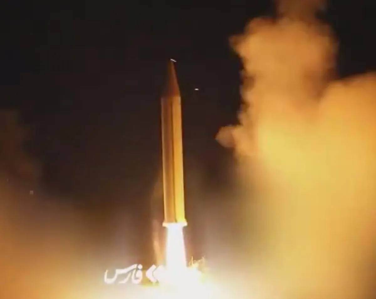IRGC Launches 30th Phase of 'Promised Victory-4' with Hypersonic Missiles in Escalated Retaliation Against U.S., Israel