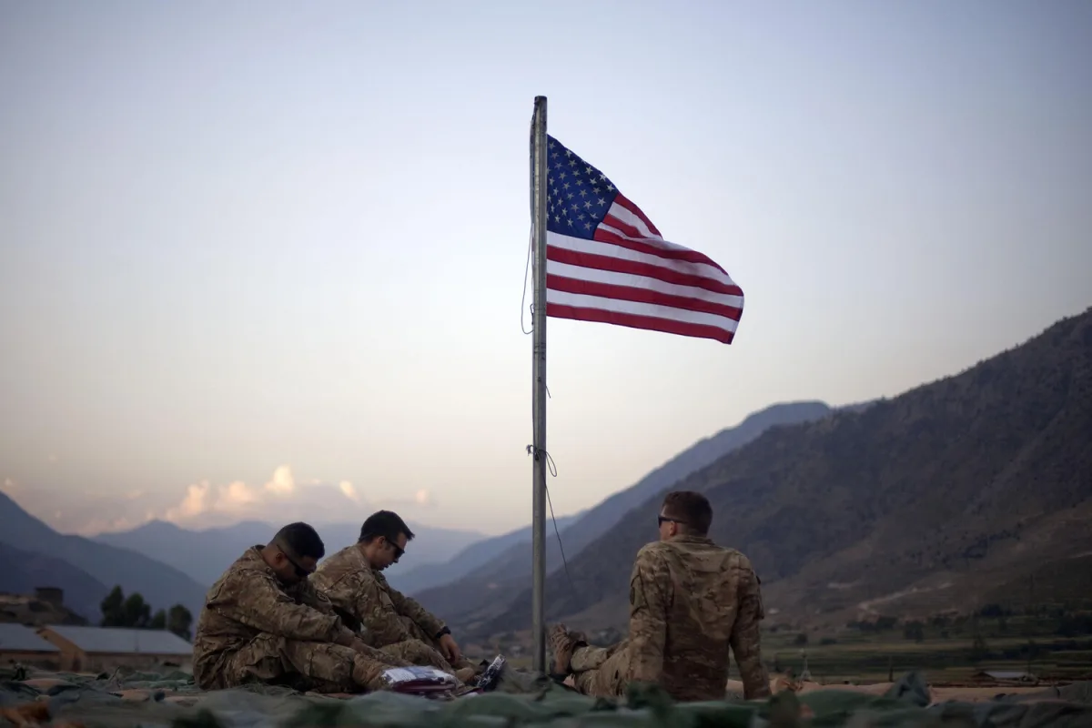 U.S. Intel: Iran Regime Shows No Signs of Collapse Amid Ongoing Attacks