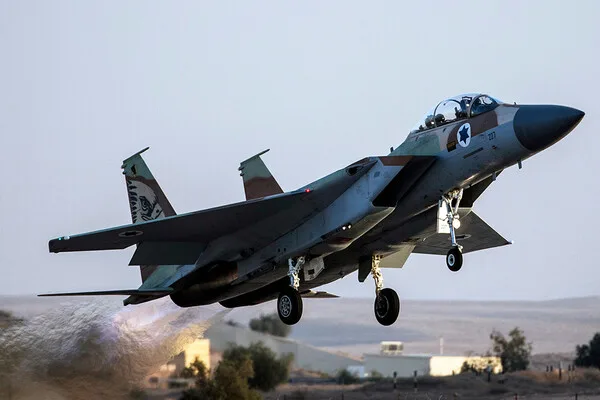 Israel Launches Precision Strikes on Iranian Facilities Near Tehran, Escalating Regional Tensions