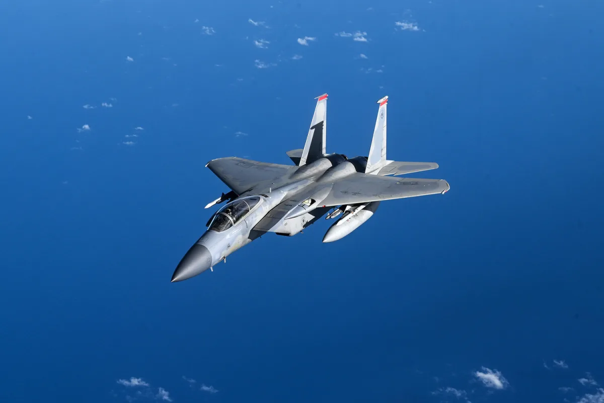 CENTCOM Denies Iran Shot Down F-15 as Conflicting Reports and Misinformation Escalate Tensions