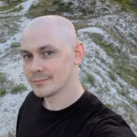 U.S. Prepares for Potential Iran Negotiations Breakdown: Military Mobilization Intensifies as Trump Warns of Escalation