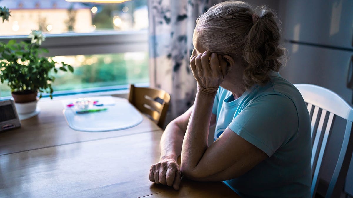 Loneliness Impairs Older Adults' Memory Performance But Does Not Accelerate Cognitive Decline
