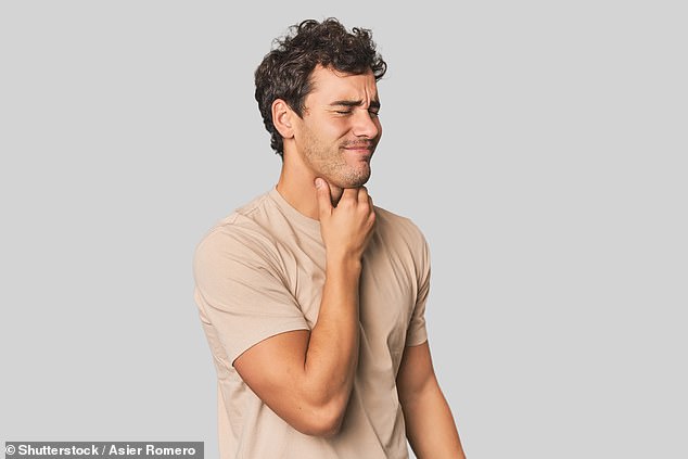 Persistent side pain could signal kidney or bowel cancer, not just muscle strain.