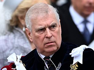 New documents reveal Queen backed Andrew Mountbatten-Windsor's 2001 trade envoy role despite experience gaps.
