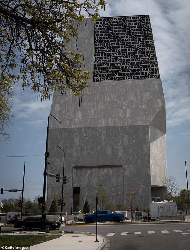 Furious Chicago revolt erupts over $850M Obama Center called monstrosity